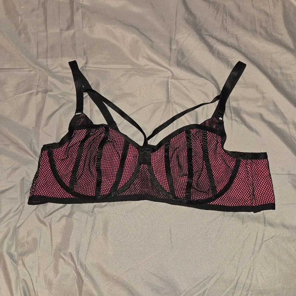 Torrid Mesh overlay Bra Size 2